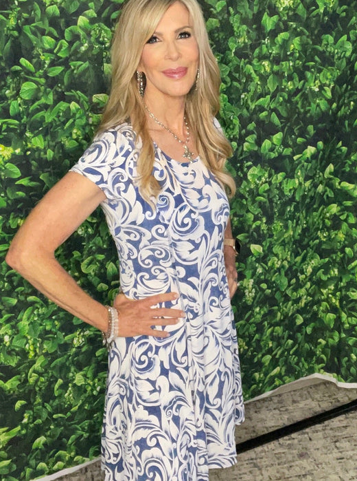 Fashque - Princess Seam Scoop Neck Dress Floral Paisley